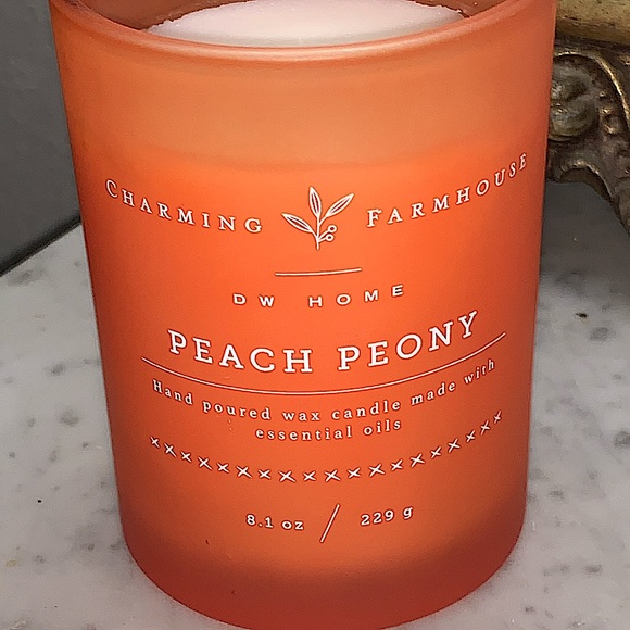 DW HOME CANDLE PEACH PEONY WOOD WICK 8.1 oz NEW CHARMING FARM - Picture 3 of 4